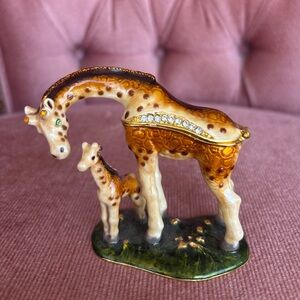 Jeweled Giraffe & Baby Trinket Box – Enamel Rhinestone Hinged Keepsake